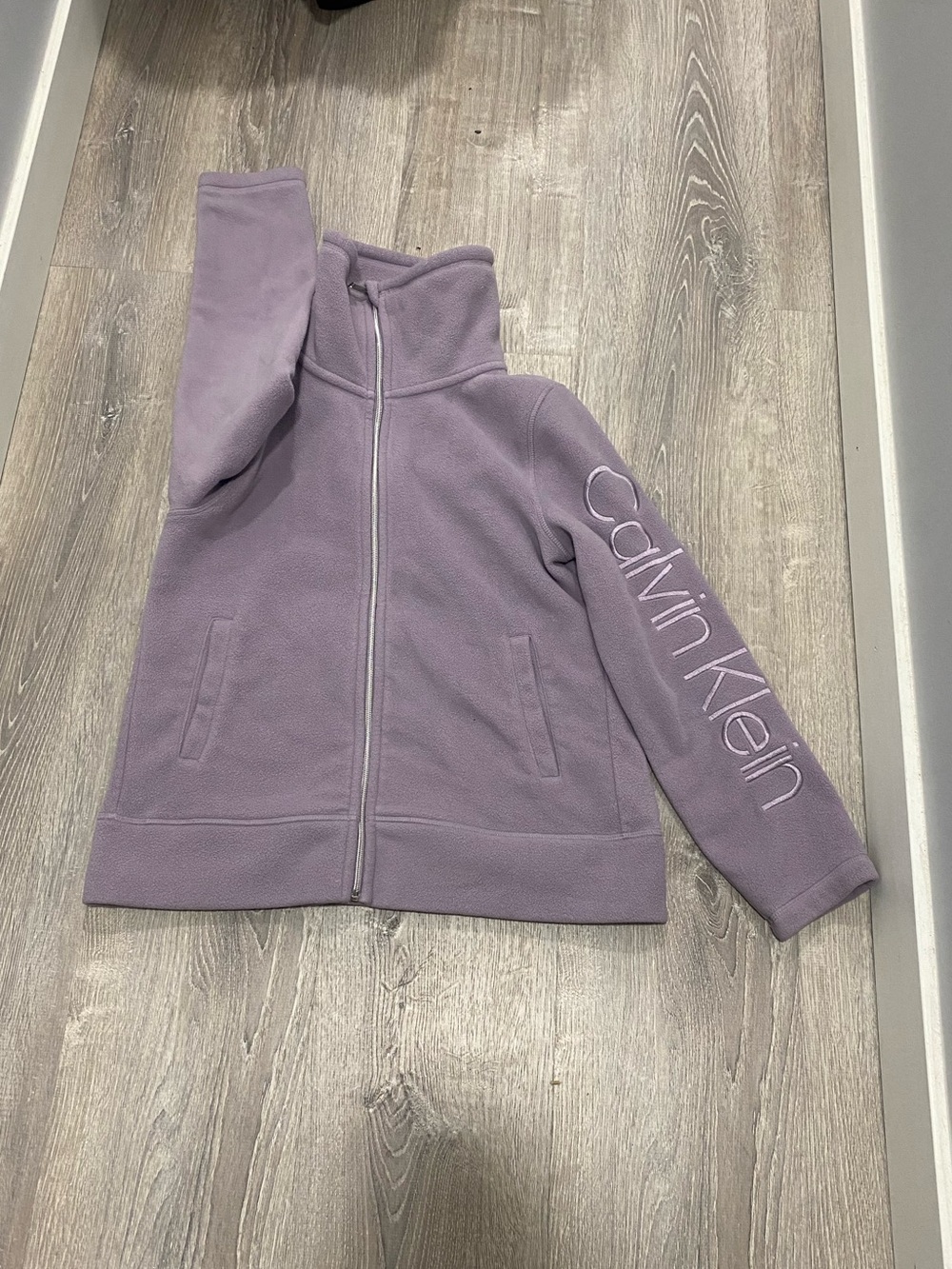 Calvin Klein women’s Lavender Zip-Up Fleece Jacket